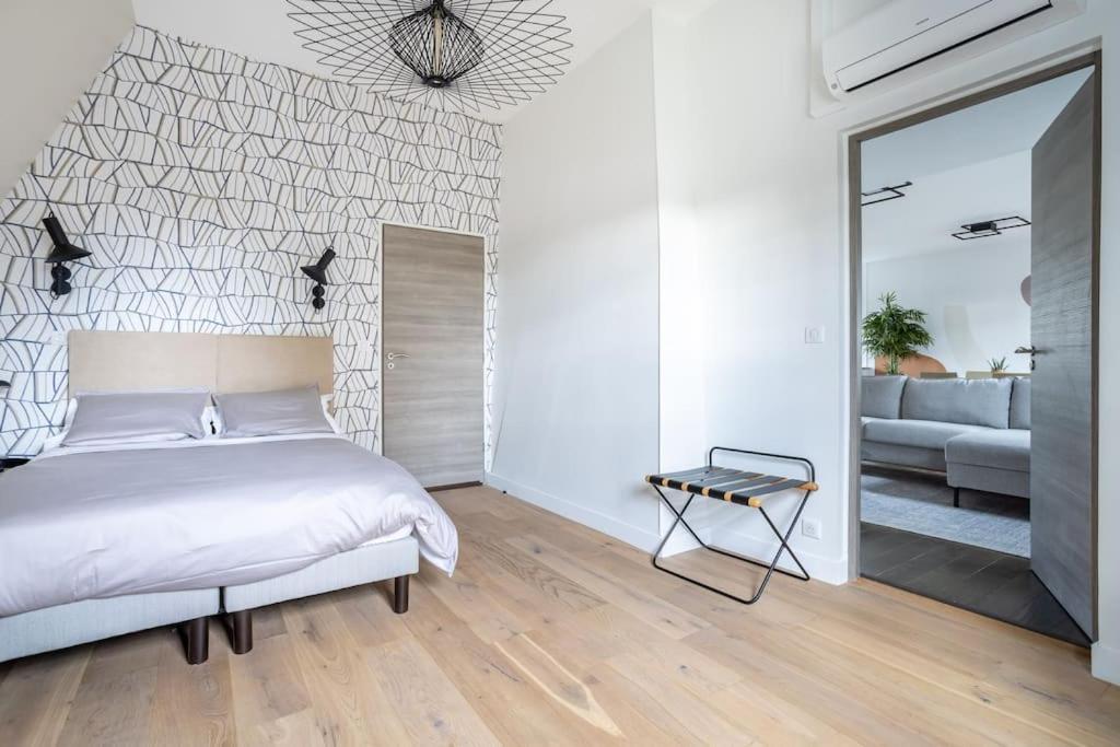 Appartement De 100M2 Dans Un Parc A 20 Mn Du Centre De Paris Garches ภายนอก รูปภาพ