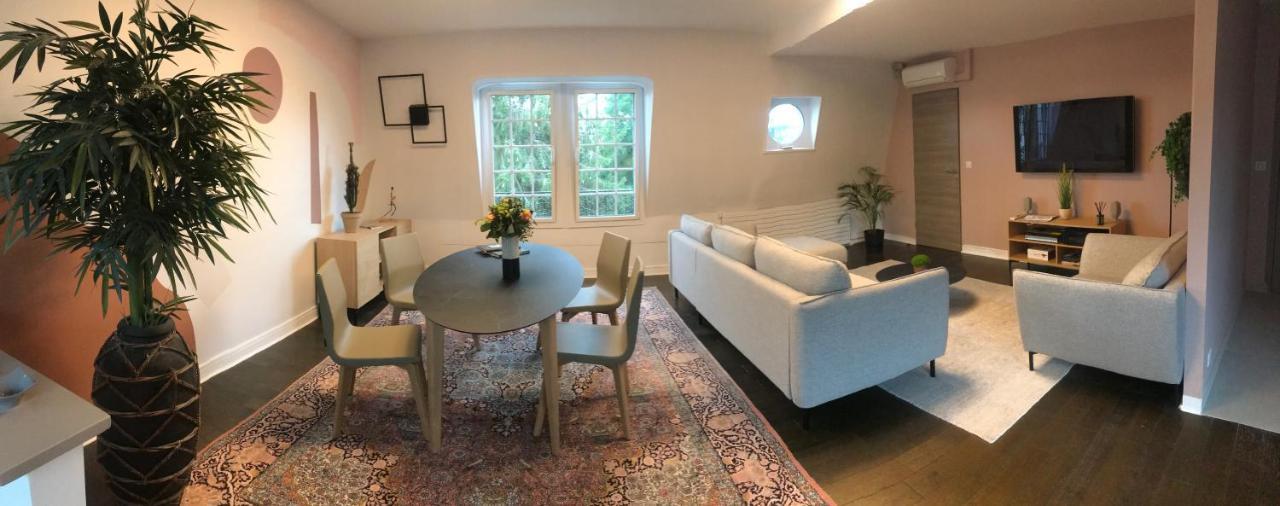 Appartement De 100M2 Dans Un Parc A 20 Mn Du Centre De Paris Garches ภายนอก รูปภาพ