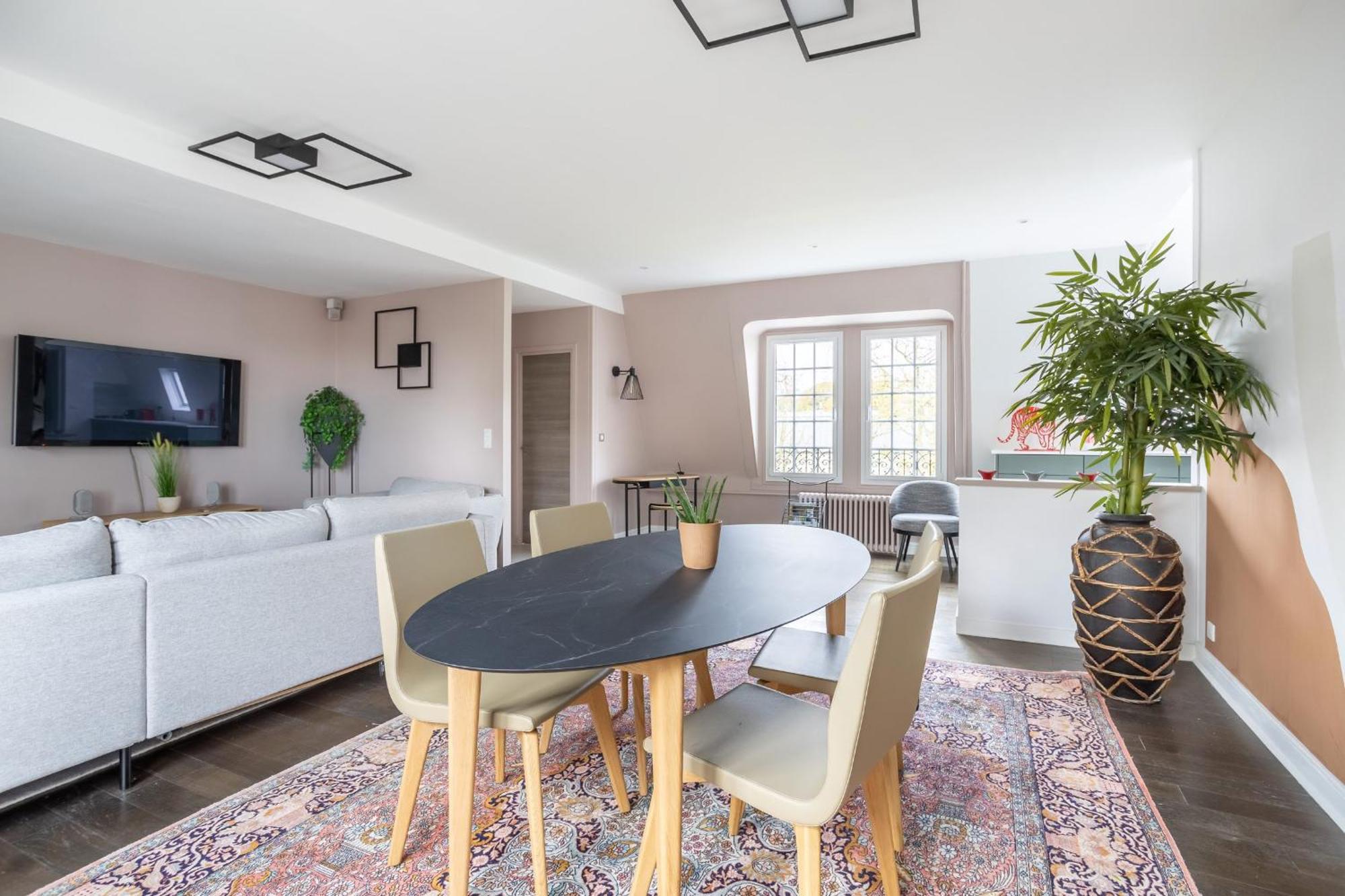 Appartement De 100M2 Dans Un Parc A 20 Mn Du Centre De Paris Garches ภายนอก รูปภาพ